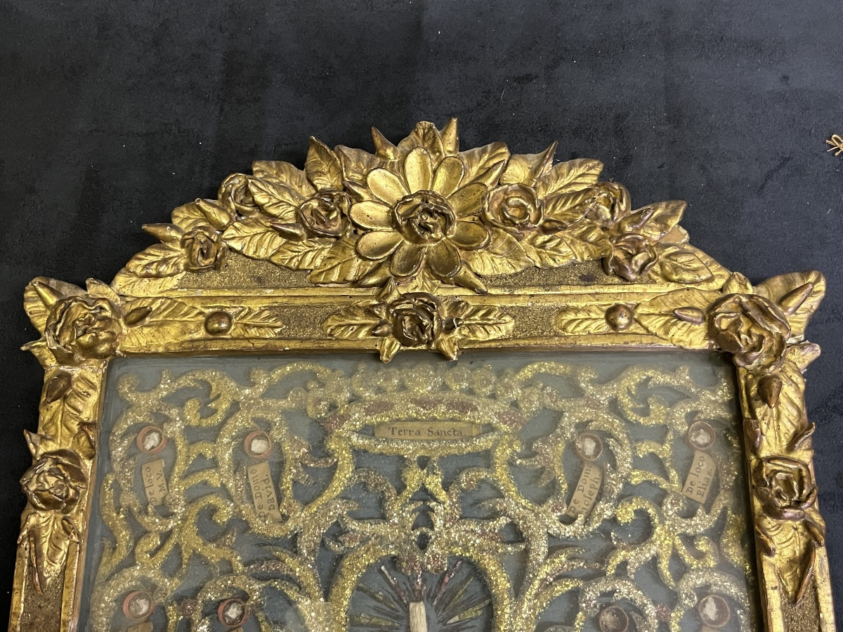 Reliquary With Quills-photo-3