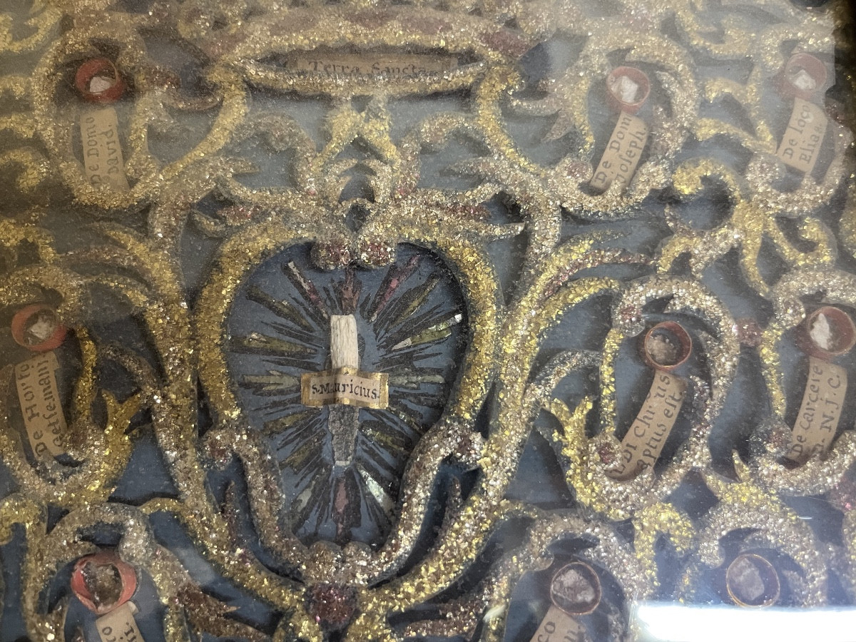 Reliquary With Quills-photo-4