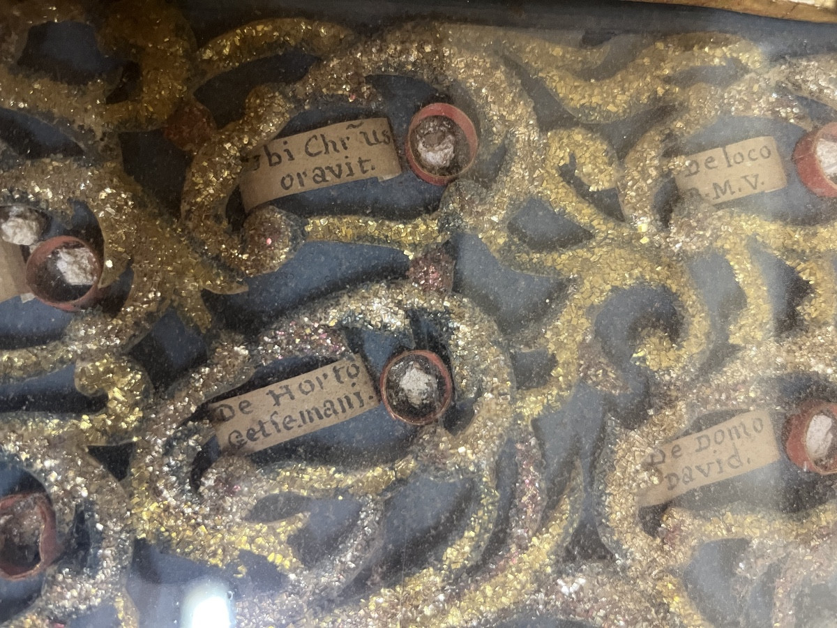 Reliquary With Quills-photo-1