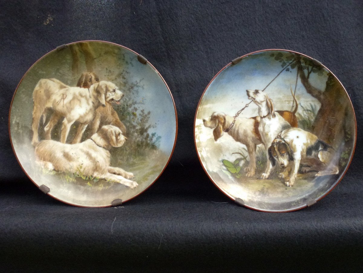 Table Hunting Dogs Painting On Porcelain From The XIXth Century Signed