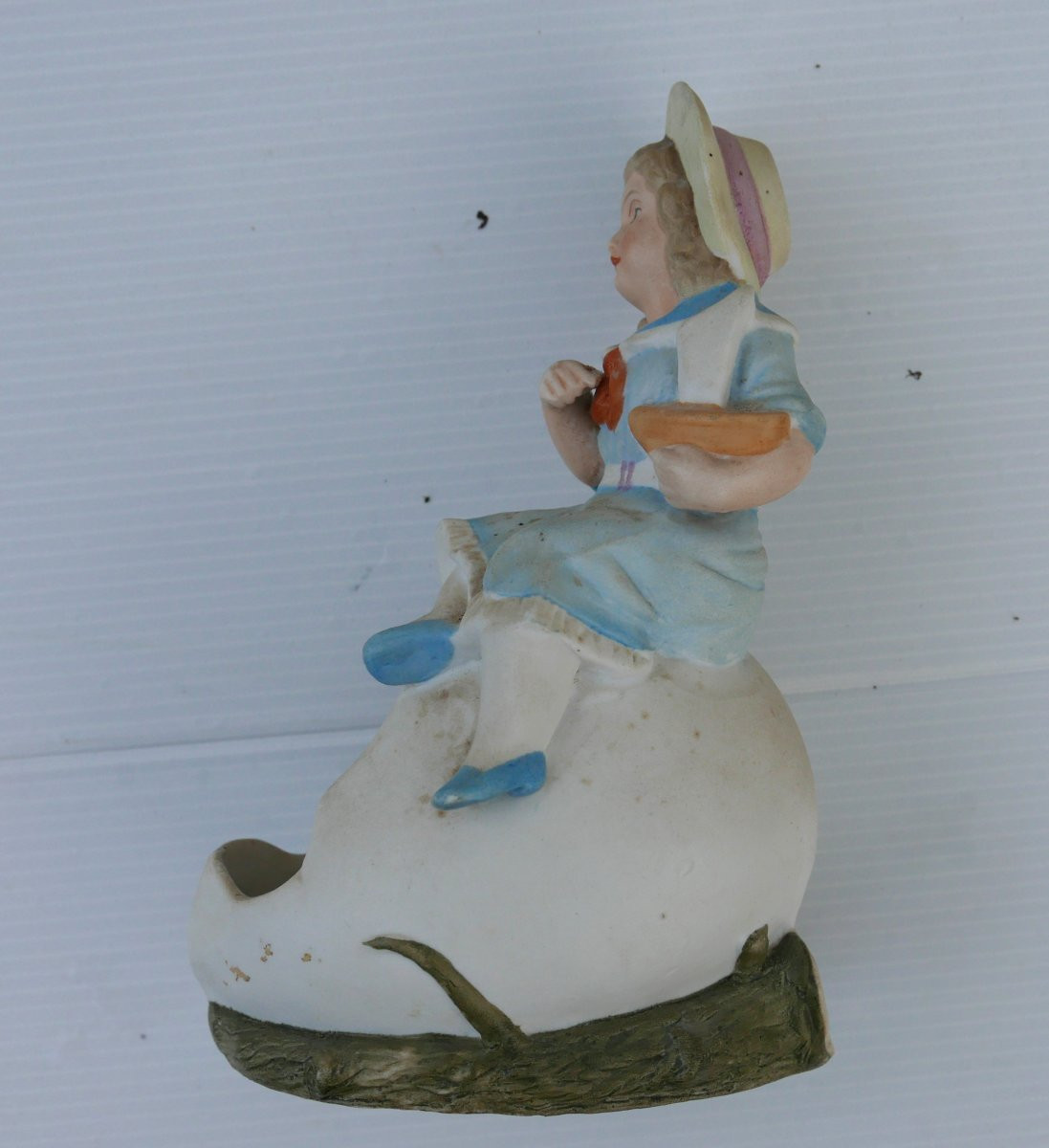 Biscuit Porcelaine Fillette Vide Poche début XXème siècle-photo-2