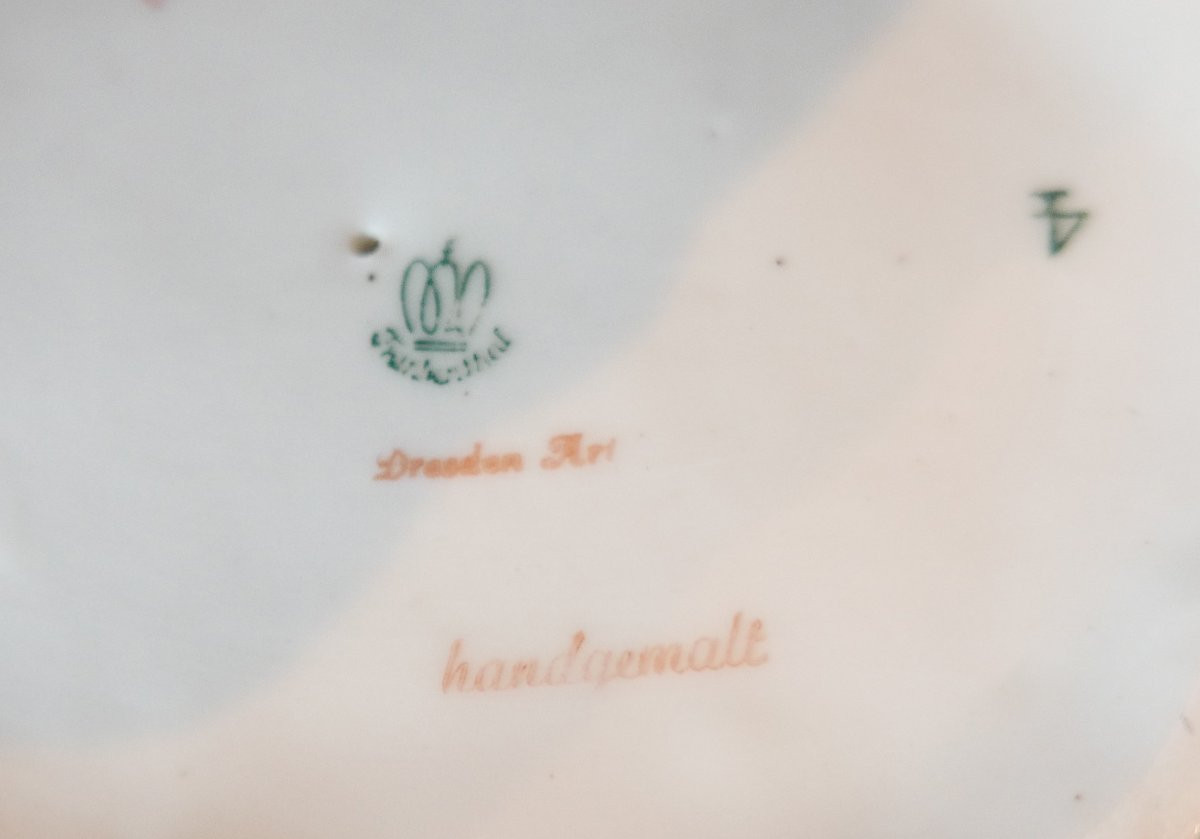 Saxon Porcelain Figurine Of A Lady, Dresden Factory, 20th Century-photo-2