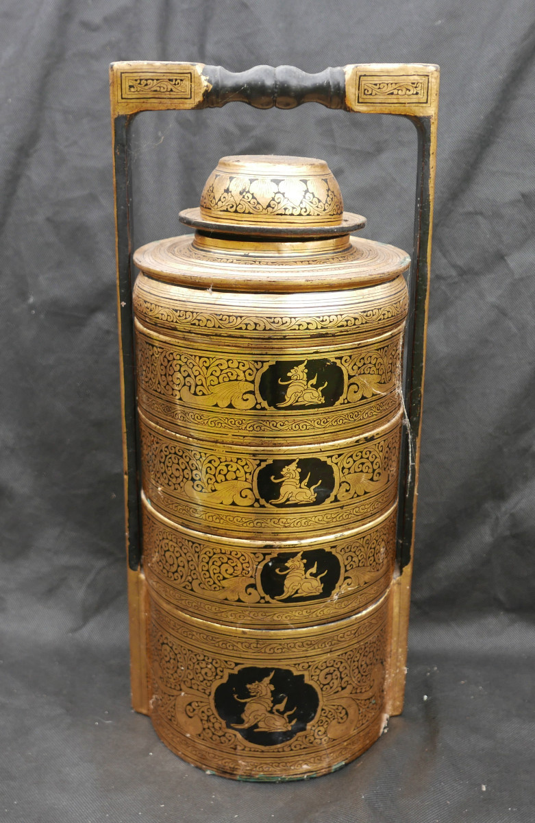 Antique Burmese Lunch Box From The 20th Century, La Que Gile