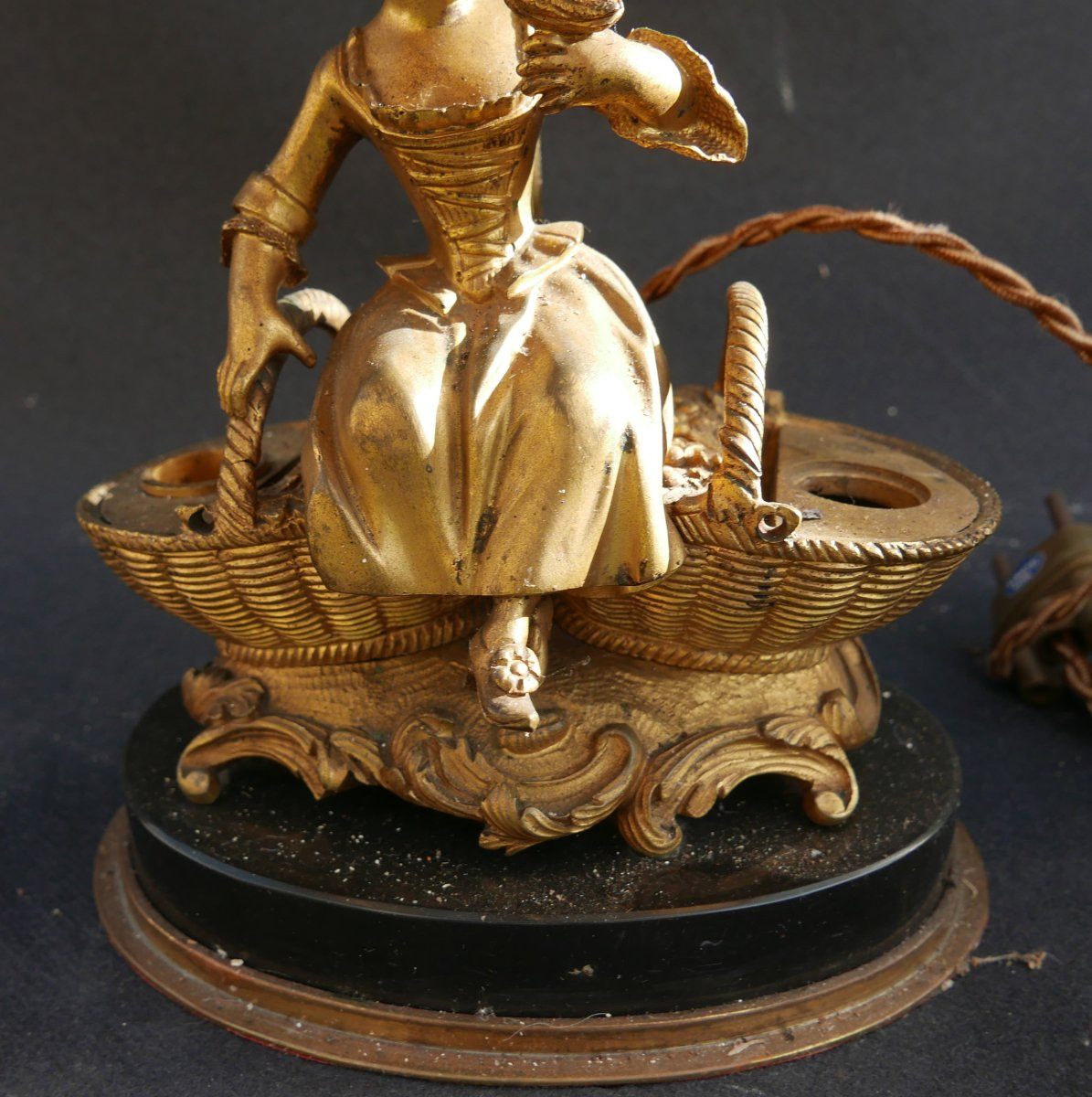 19th Century Bronze Marquise Inkwell Lamp-photo-4