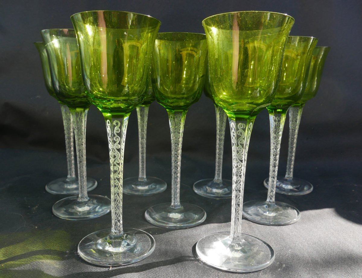 Set Of Nine Roemer Wine Glasses In Engraved Crystal By Lalique France-photo-2