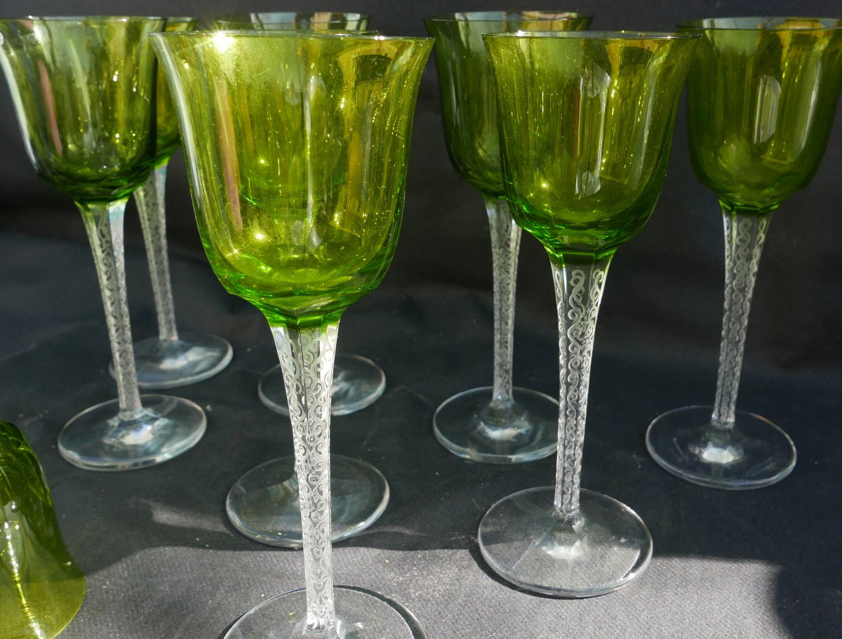Set Of Nine Roemer Wine Glasses In Engraved Crystal By Lalique France-photo-2