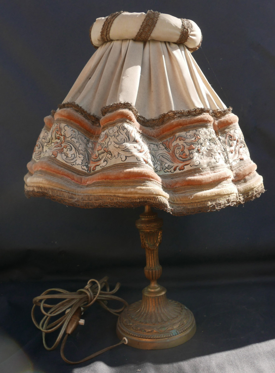 Ancienne Lampe en Tissu Montée sur un Bougeoir en Bronze Louis XVI