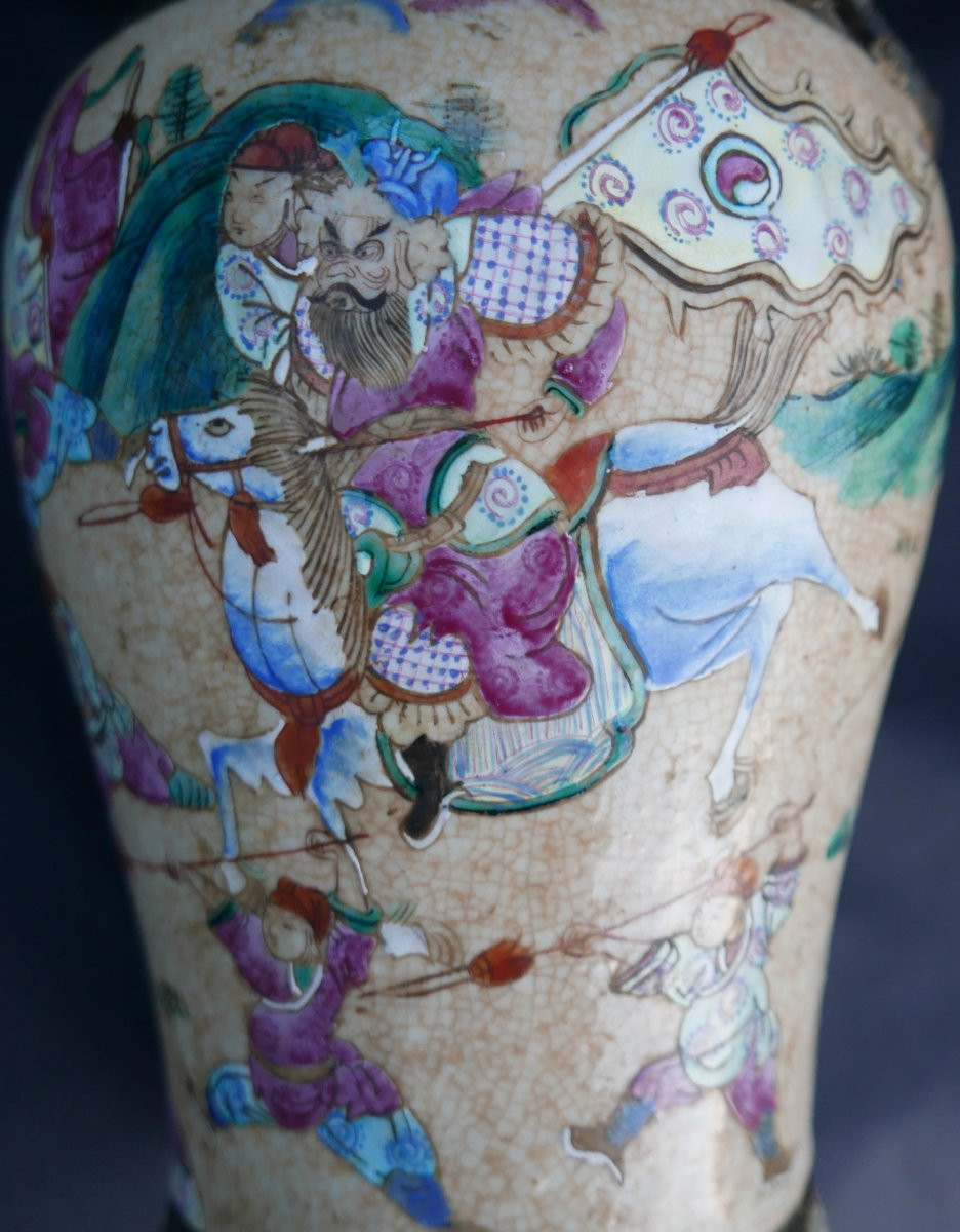 Antique Vase From Nanking, China, Decorated With Battle Scenes, Late 19th Century-photo-4