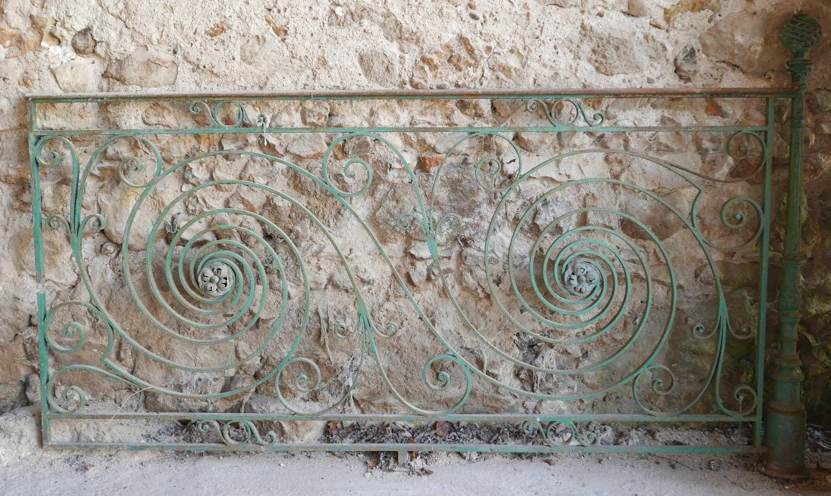 Richly Worked Wrought-iron Railing, Year 60-photo-2
