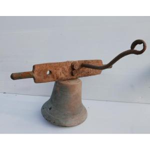 Cloche de Propriété Ancienne en Bronze et Fer Forgé fin XIXème siècle