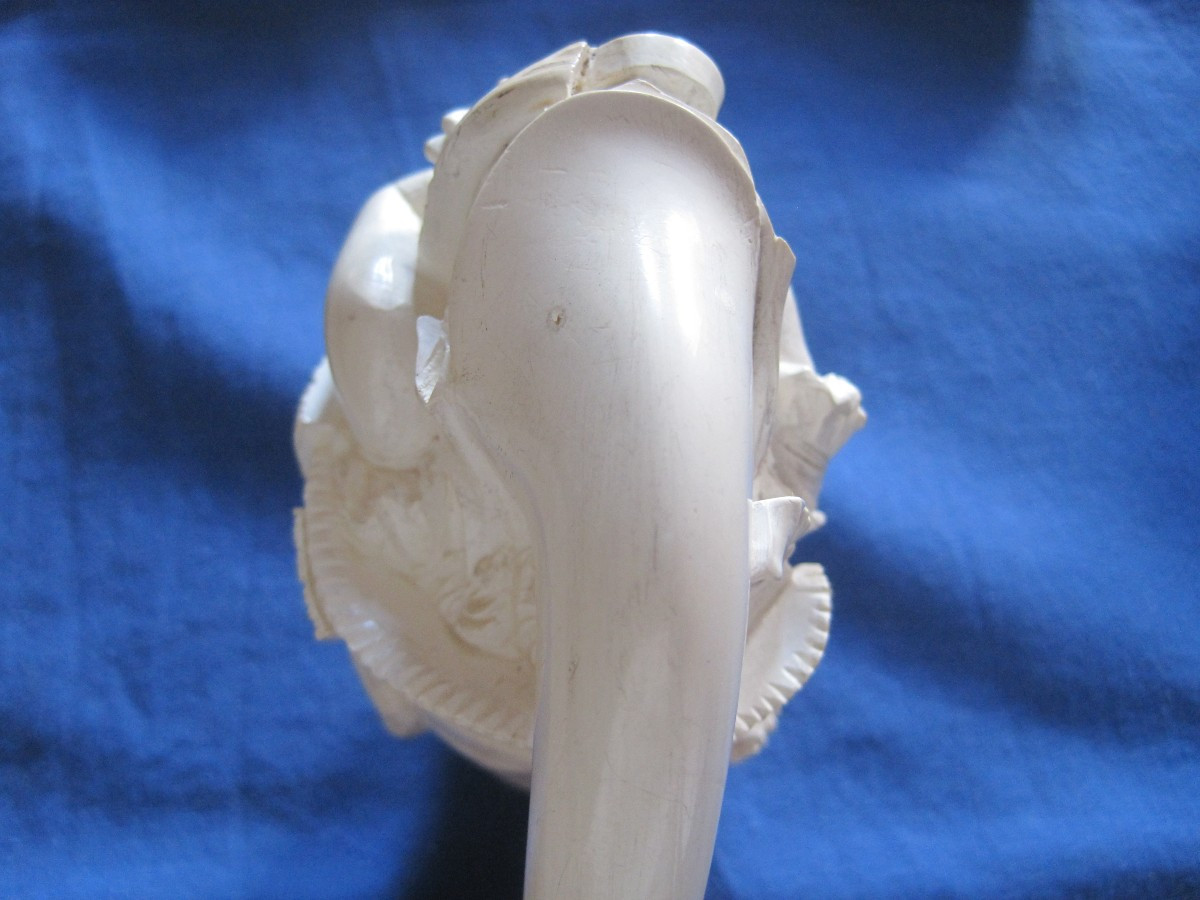 Meerschaum Pipe Representing A Young Girl Holding A Toy, England 1876-photo-3