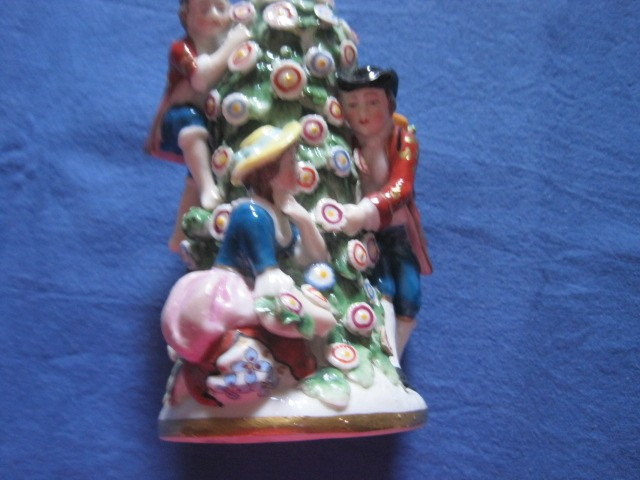 Large Porcelain Perfume Bottle Decorated In Rilief, France End 19th Cd-photo-2