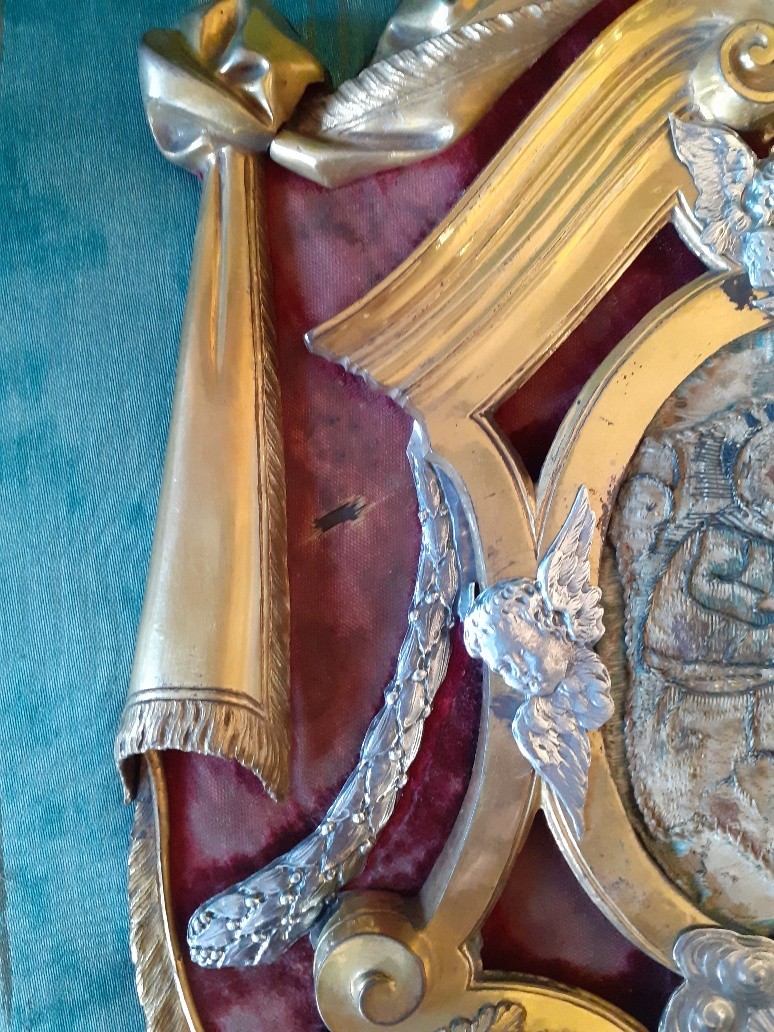  Grand bénetier en bronze doré et argent, avec reliquaire, Italie, XVIIIe siécle-photo-1