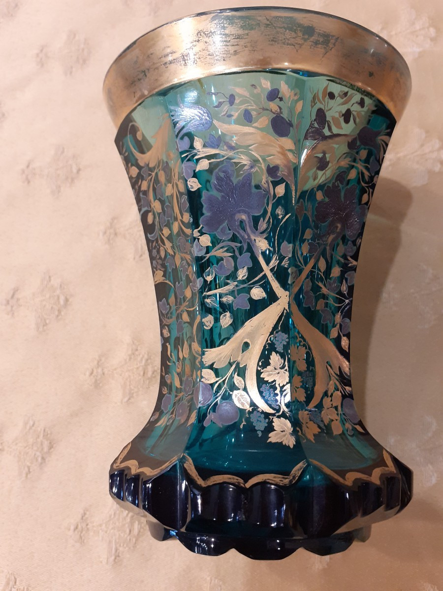 Verre de Boheme vert avec decorations en émail  doré, XIX siècle-photo-2