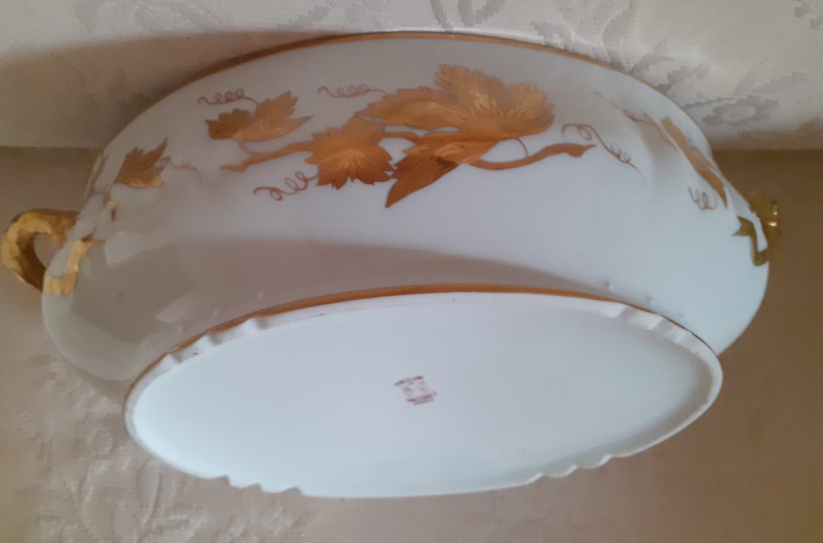 Elegant Porcelain Vegetable Tureen, Vincennes, France, 20th Century -photo-2