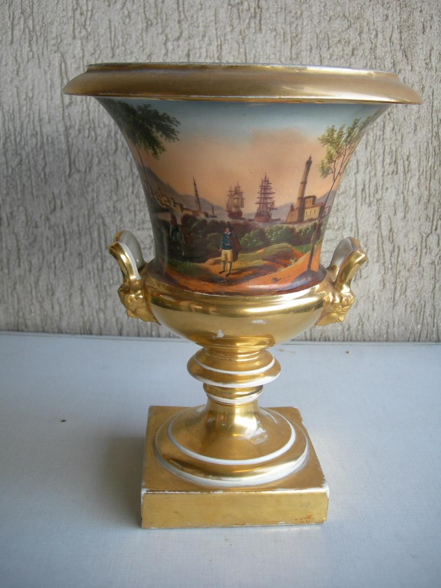 . Italian Porcelain Medici Vase, Double Handed, Hand-painted, XIXth Century  -photo-2