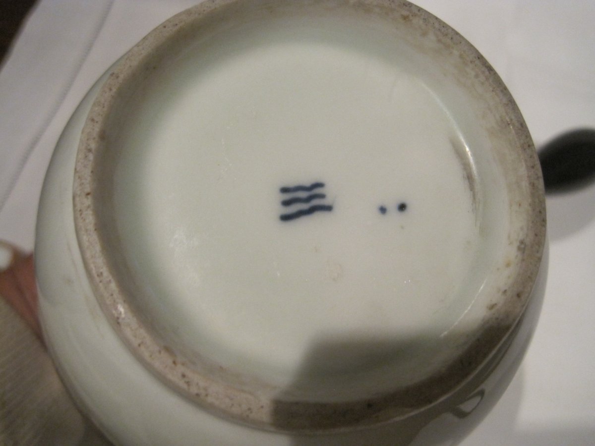 Porcelain Chocolate Jar Decorated With Characters In Landscapes, Copenhagen, Circa 1840-photo-1
