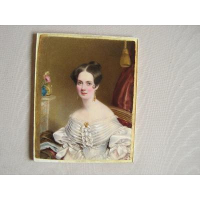 Portrait Miniature   sur ivoire  Dame en Robe Blanche, par C.F. Tayler 1810.20. Avec CITES 