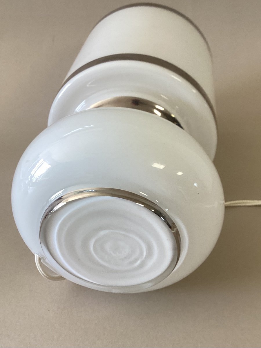 One-piece Opaline Glass Lamp, With Silver Highlight - Design 1960 -1970 - 24 Cm - Perfect Condition.-photo-2
