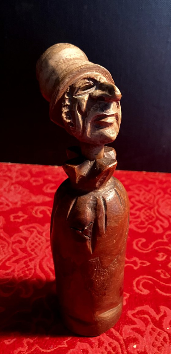 Pipe et porte cigarette - Personnage en bois sculpté - Art populaire-photo-2