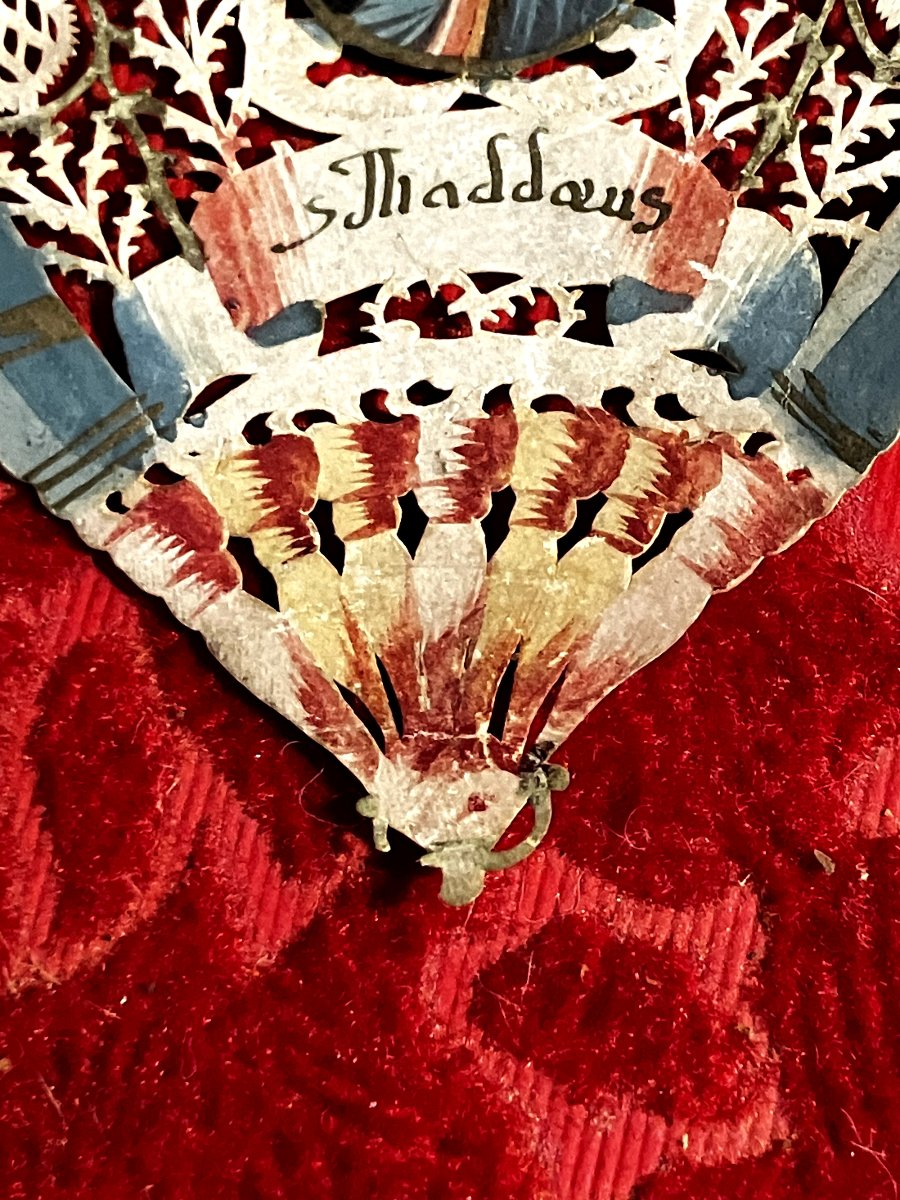 18th-century Painted Canivet On Vellum—saint Thaddeus—in The Shape Of A Devotional Fan Or A Convent Fan-photo-3
