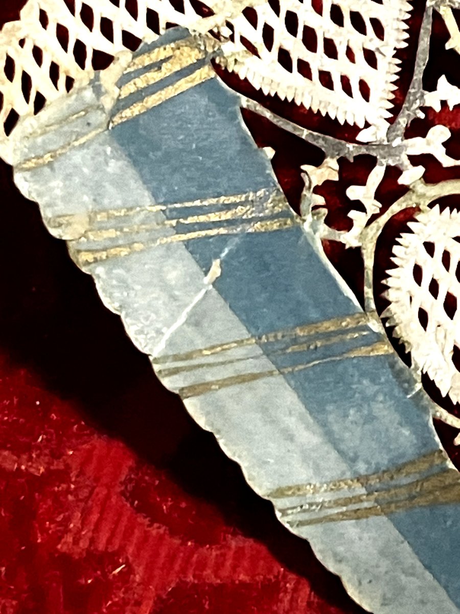 18th-century Painted Canivet On Vellum—saint Thaddeus—in The Shape Of A Devotional Fan Or A Convent Fan-photo-4