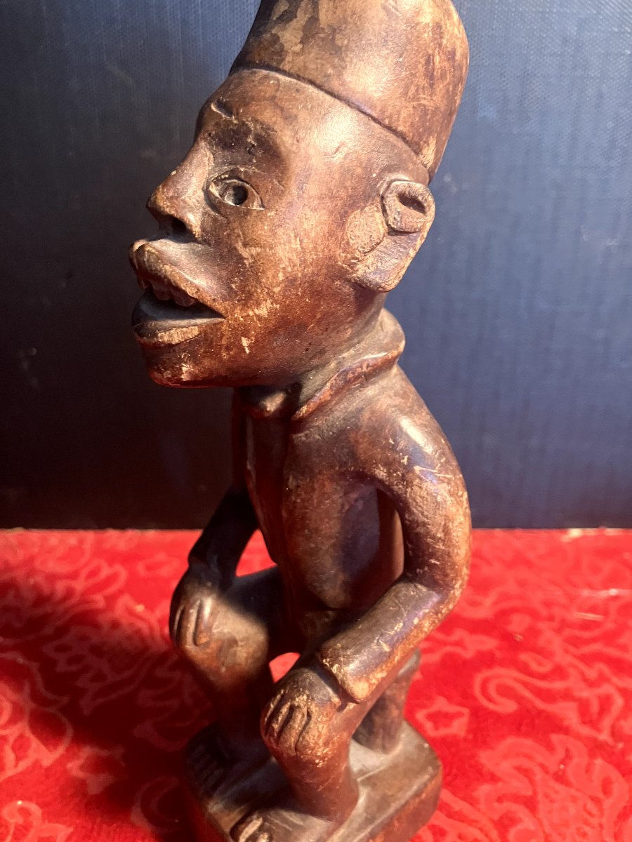 Carved Wooden Statuette / Kakongo Or Tomb (congo) / Mid-20th Century-photo-1