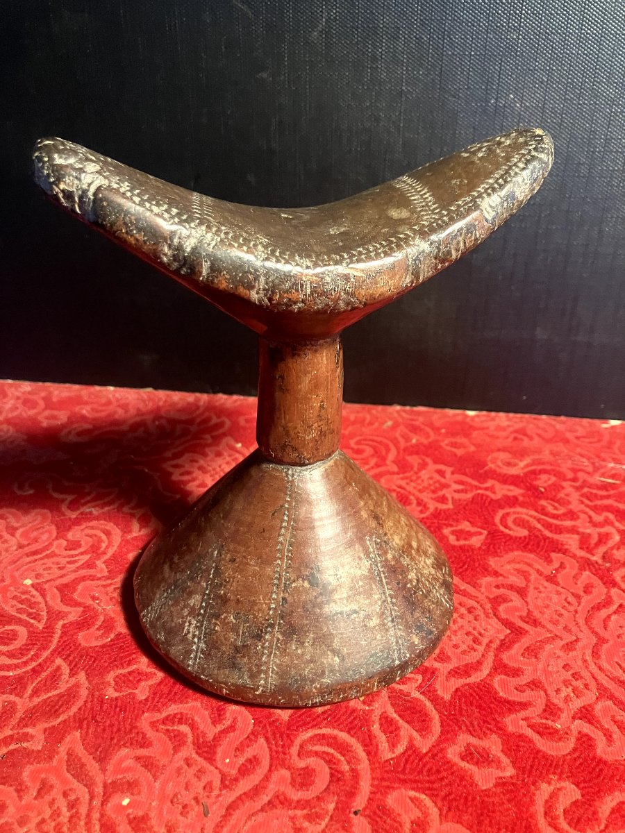 Carved Wooden Neck Rest Or Headrest. Ethiopia. Antique Patina.