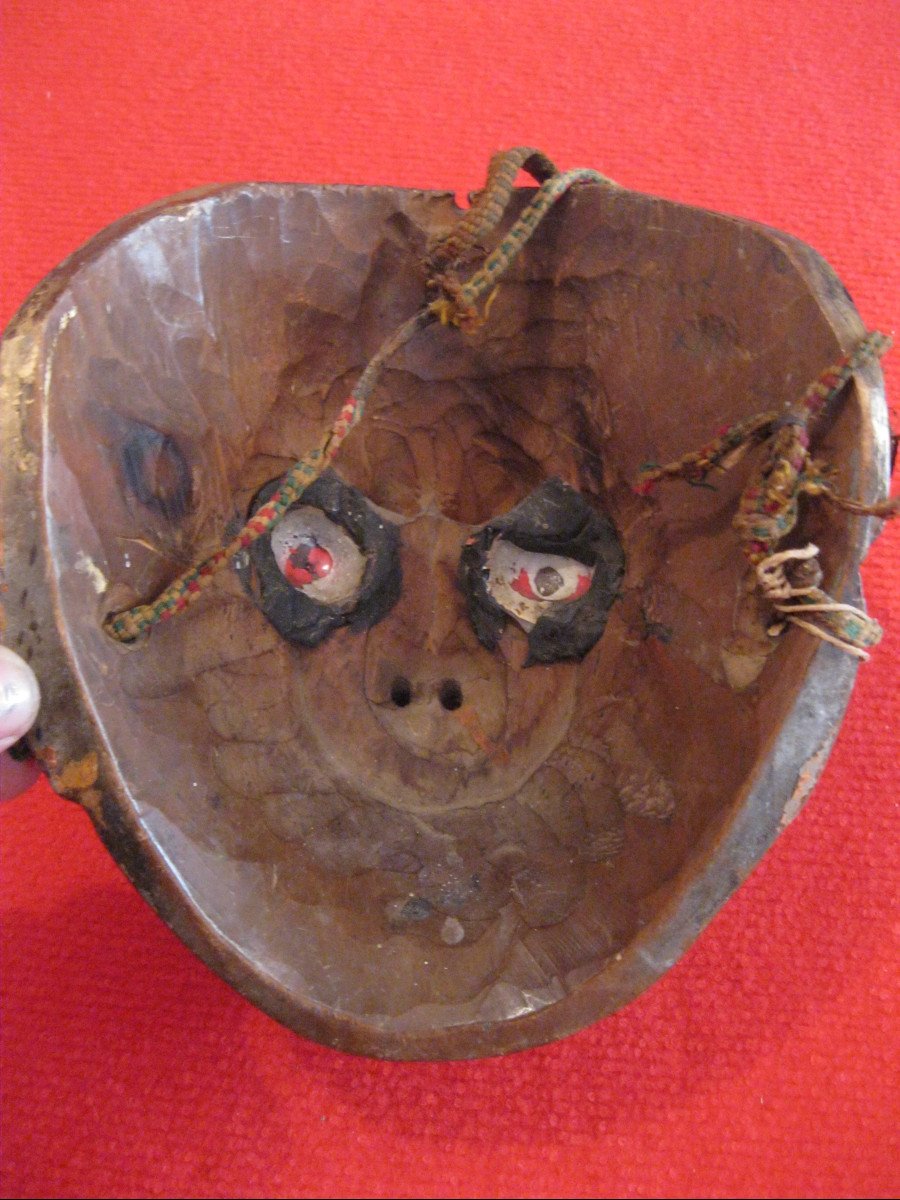 Guatemala - Carved Wooden Ceremonial Mask With Glass Eyes. Early 20th Century-photo-4
