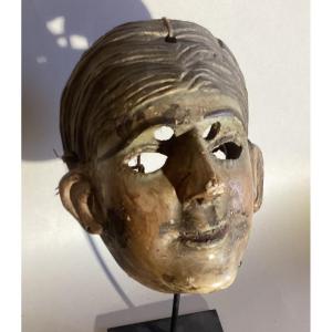 Ceremonial Mask From Guatemala. Carved And Painted Wood. First Half Of The 20th.