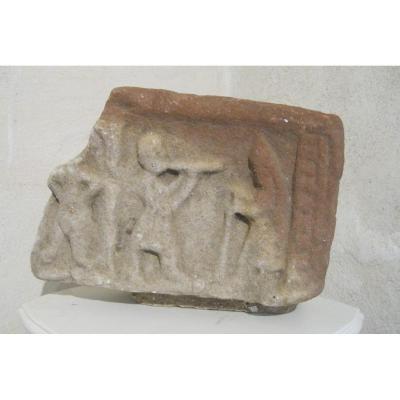 Fragment de frise décoré de musiciens et d'entrelacs - Art Roman X-XIème siècle 