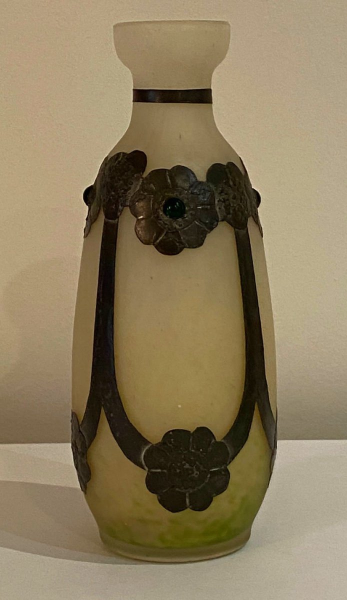 Vase En Pâte De Verre