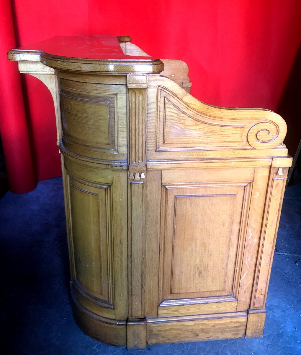 Meuble De Commerce