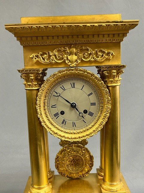 Clock In Gold Bronze With Four Columns, Restoration Period-photo-2