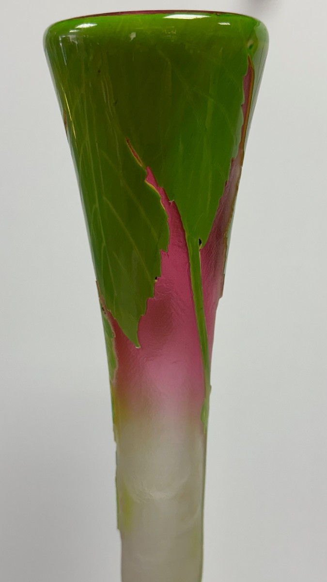 LEGRAS : Vase LEGRAS gravé à l'acide de Fruits et de Feuilles de Houblon. Hauteur 65 cm-photo-8