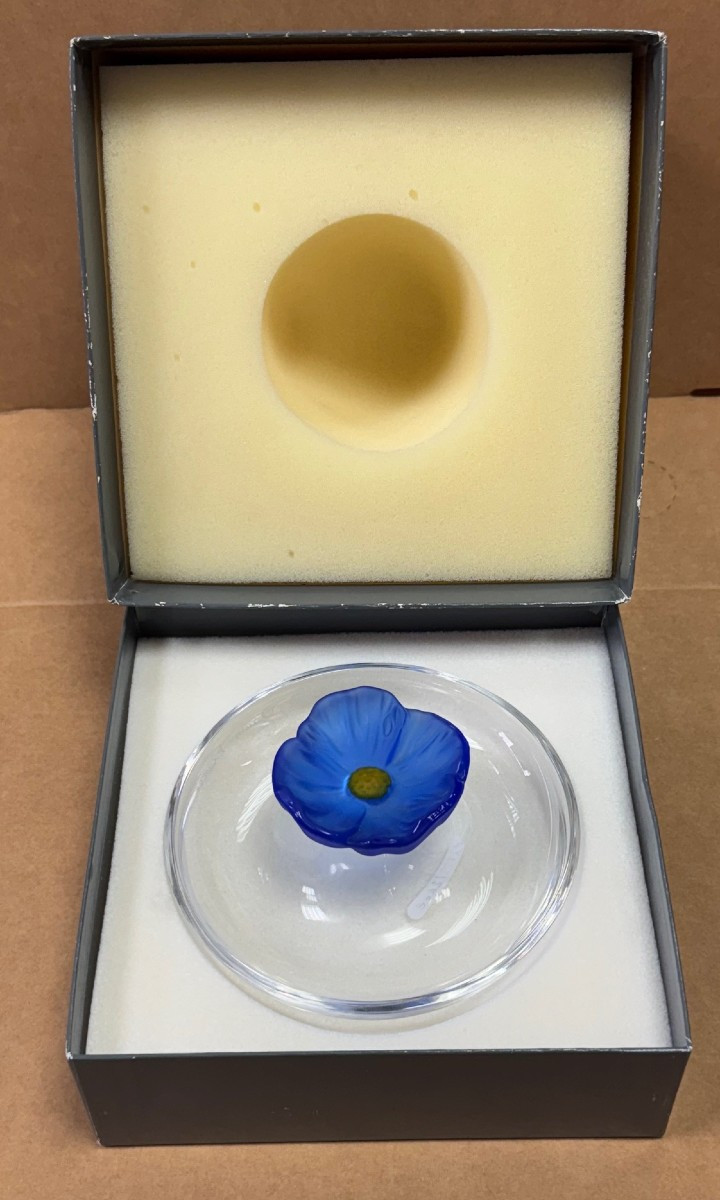 Daum: Large Empty Pocket With Blue Flower From Maison Daum Nancy In Its Box-photo-6
