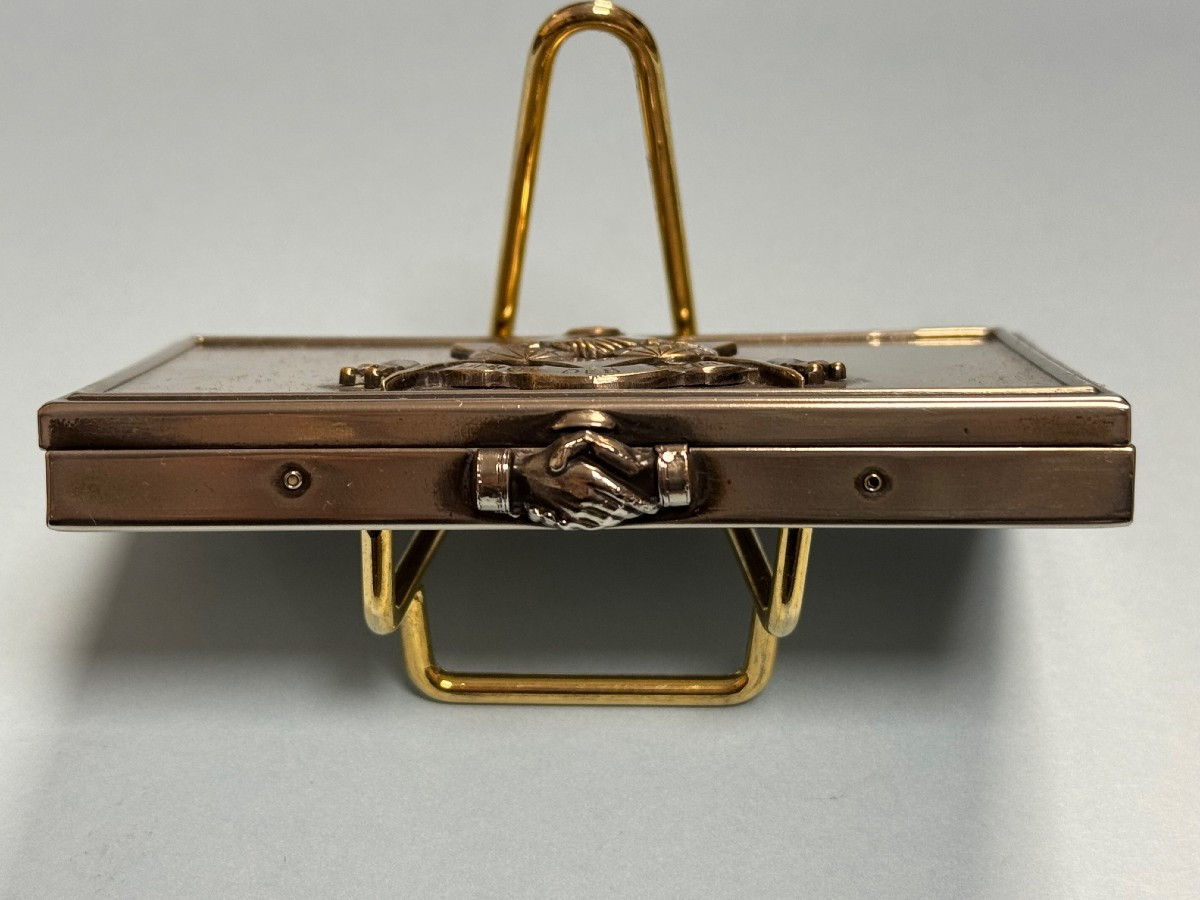 FRANC-MACONNERIE : BOITE A CIGARETTE EN METAL ARGENTE-photo-3