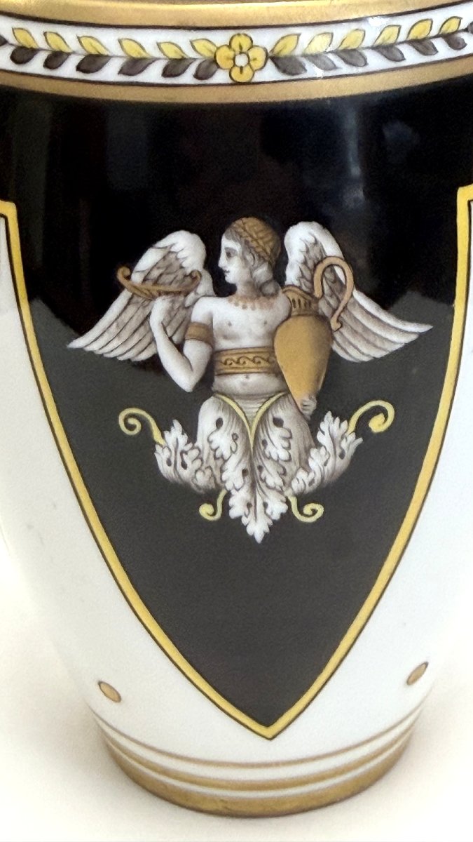 ROVINA EPINAL, VASE EN PORCELAINE,  MODELE AUX ANGES (INCONNU ET PIECE UNIQUE)-photo-2