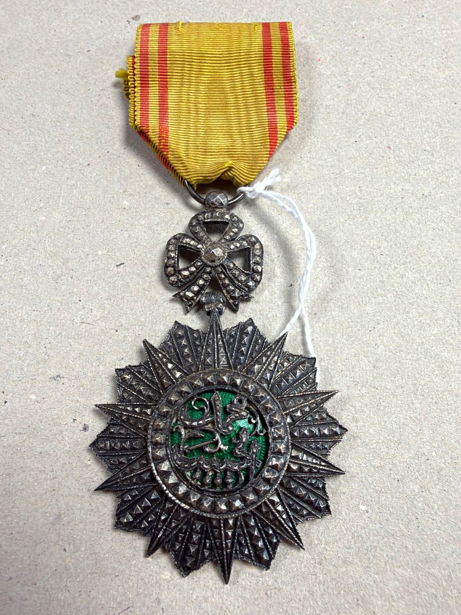 Tunisia: Knight Of The Order Of Nichan El Iftikar Bey, 1922–1929