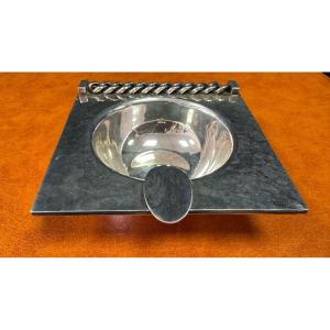 Cendrier En Métal Argenté Martelé Et Signé Jean Després 10,5  X 10,5 Cm, Poids 180g
