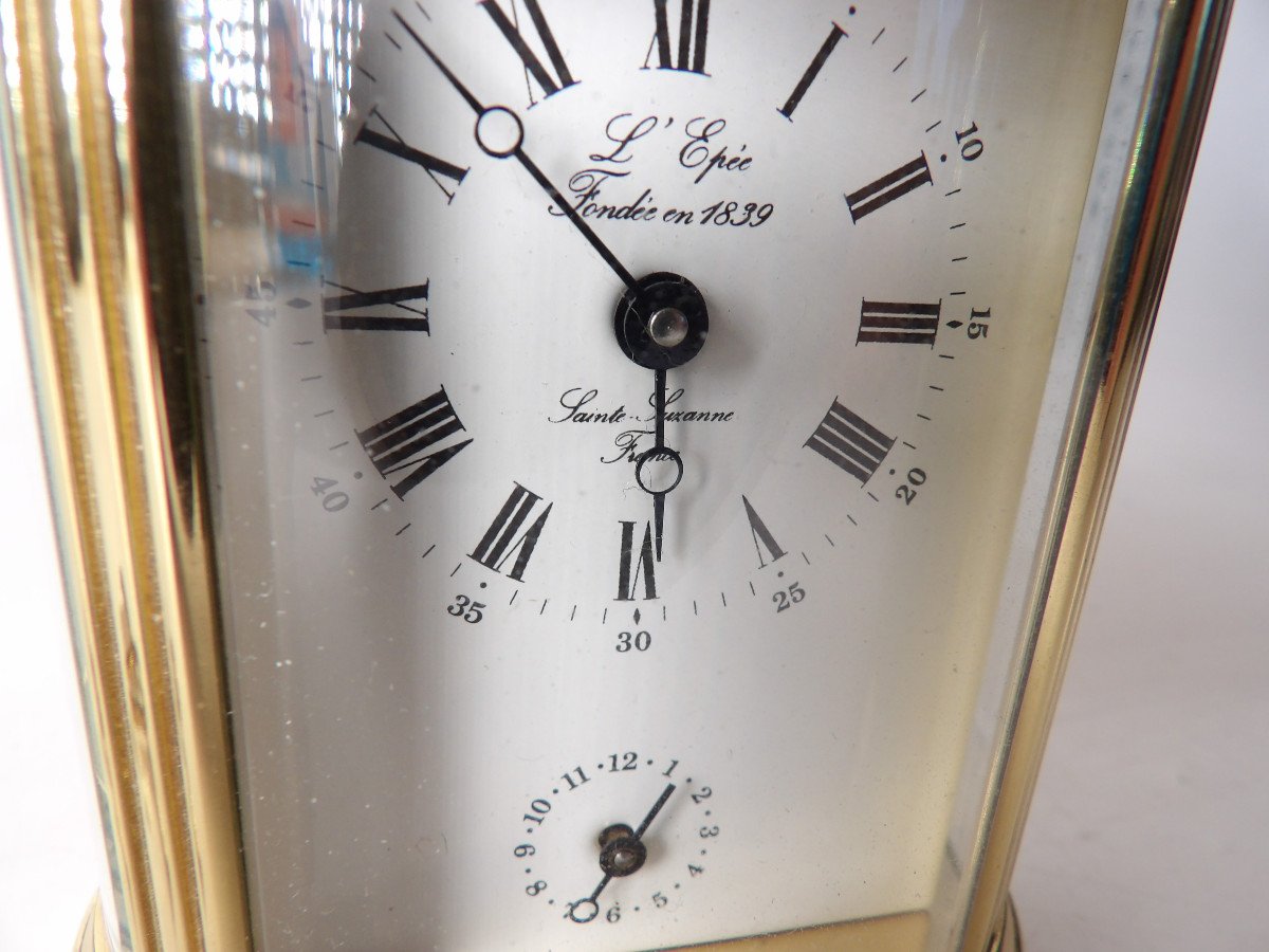 Officer's Clock "l'ovale" Mark l'Epée (sainte-suzanne / France)-photo-6