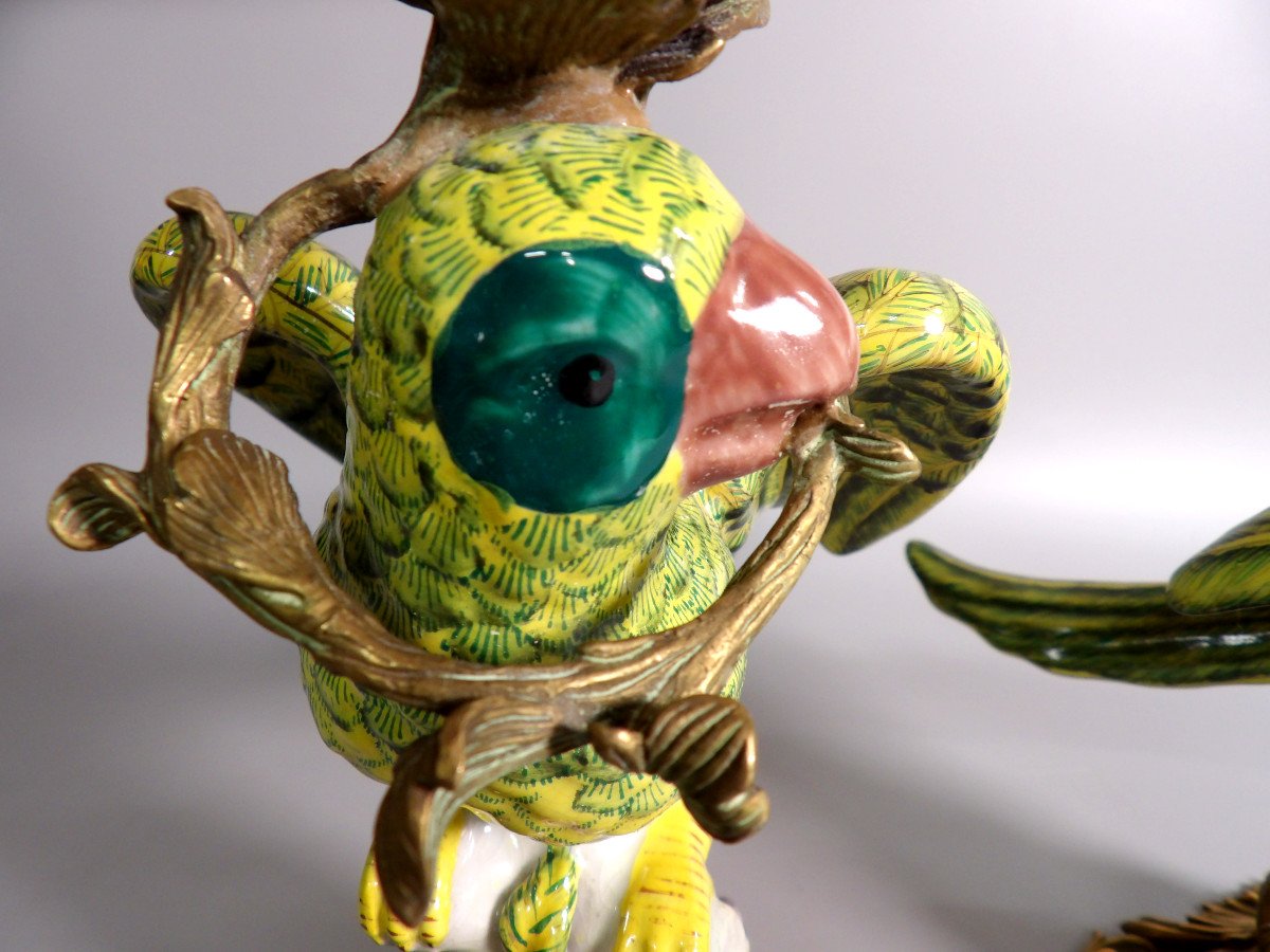 Pair Of Multicolored Exotic Birds Porcelain And Bronze Candlesticks - Wong Lee 1895-photo-2
