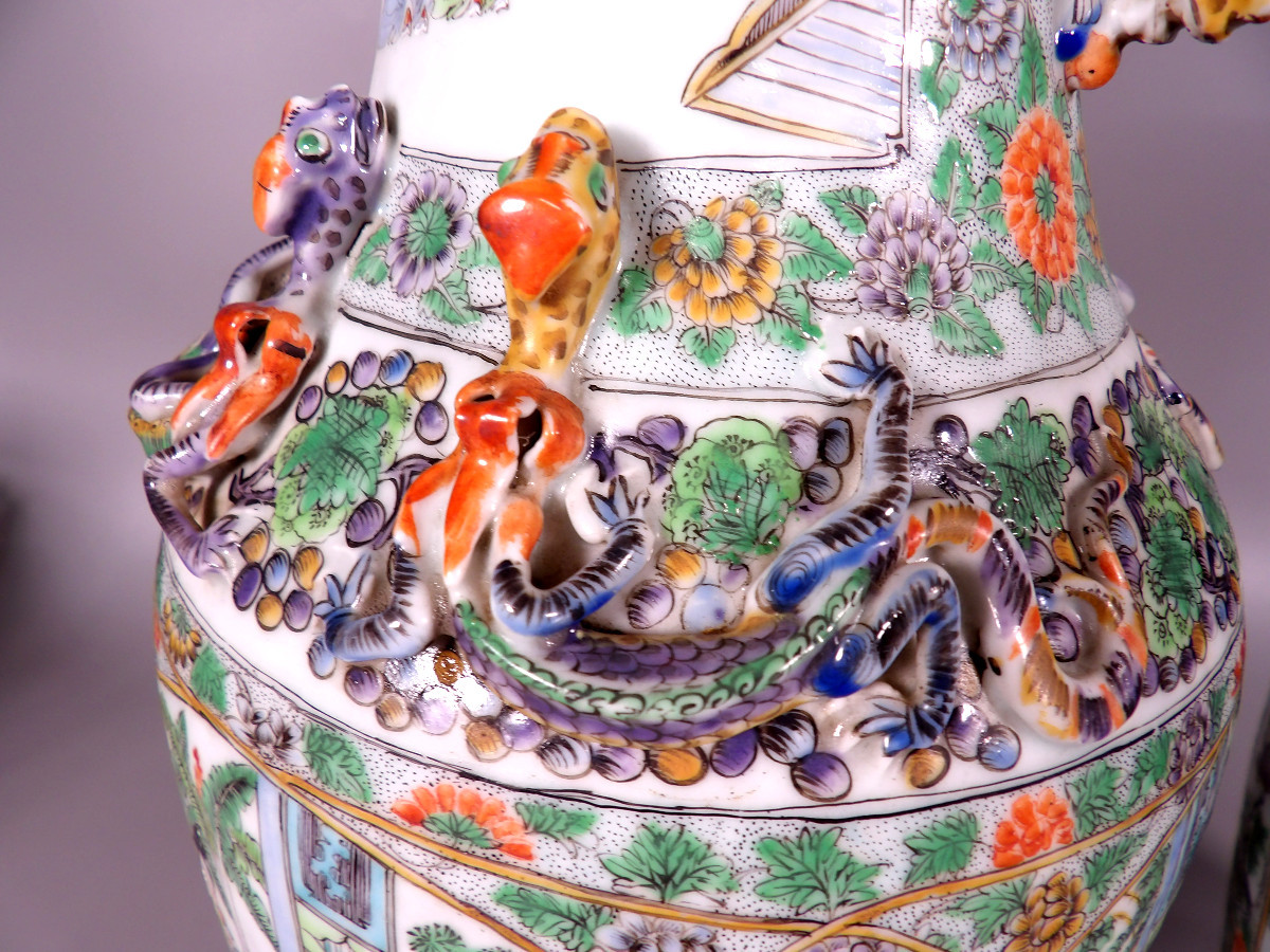 Paire de Vases Canton en Porcelaine de Chine du XIXème-photo-3