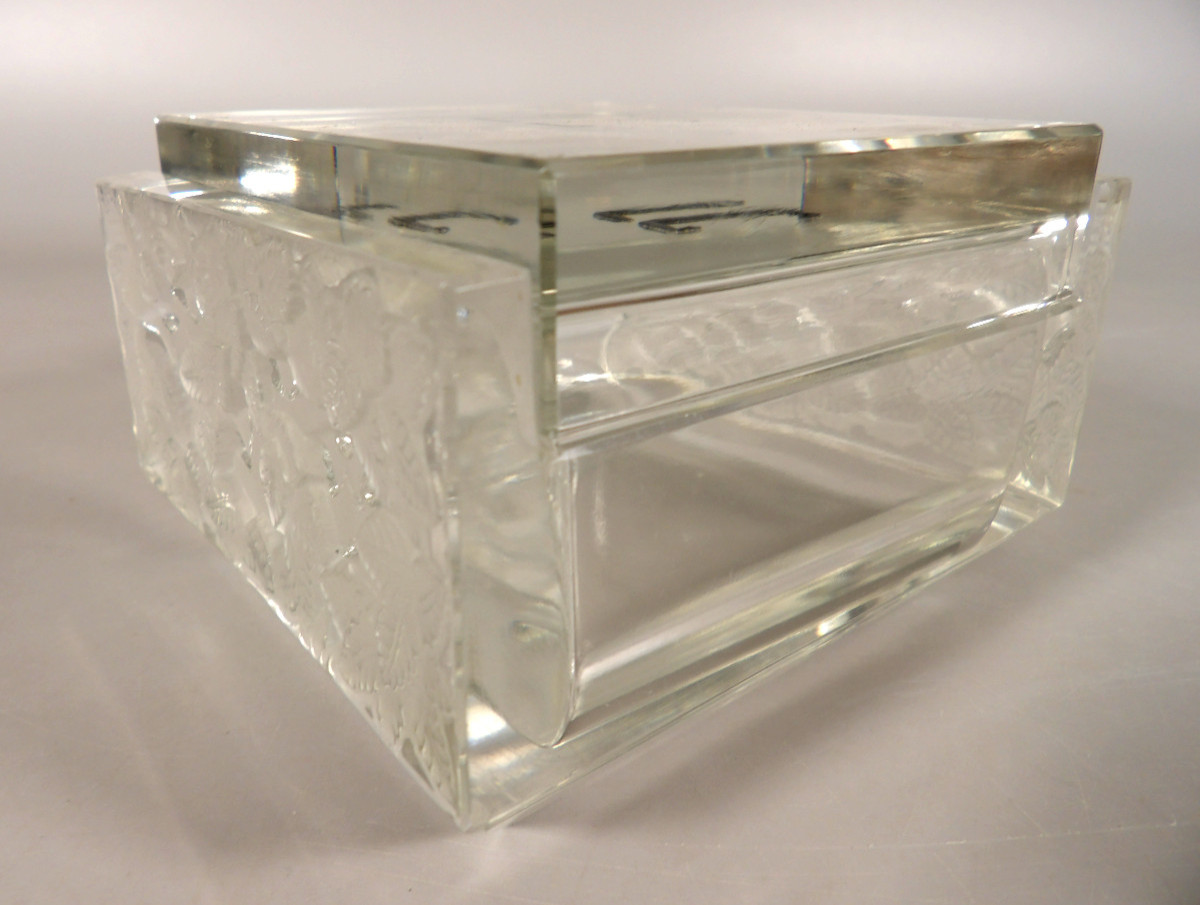 Boîte à Bijoux en Cristal par LALIQUE France - Modèle "COLMAR"-photo-6