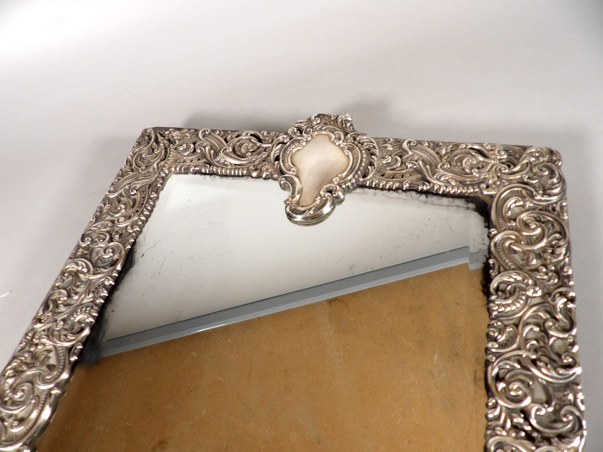 Large Victorian Style Mirror With Openwork And Repoussé Silver Frame-photo-4