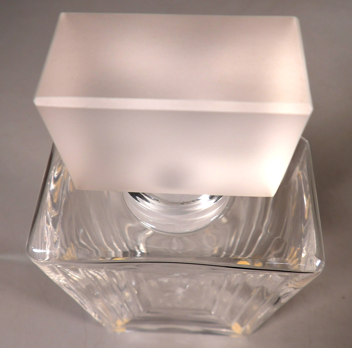 Flacon à Parfum en Cristal Modèle "Duncan" N°3  - Par LALIQUE FRANCE-photo-8