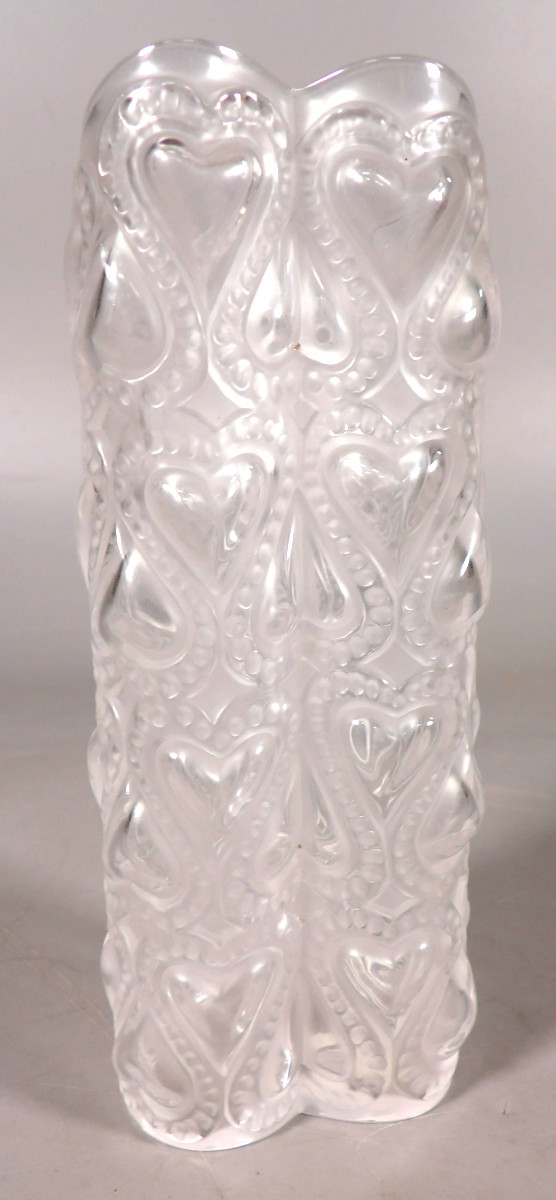 Vase en Cristal Dépoli Modèle "Amour" - Par LALIQUE FRANCE-photo-3