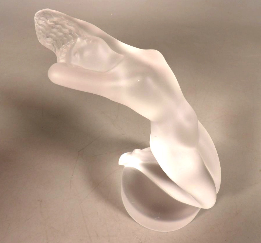 "chrysis" Frosted Crystal Sculpture - By Lalique France-photo-1
