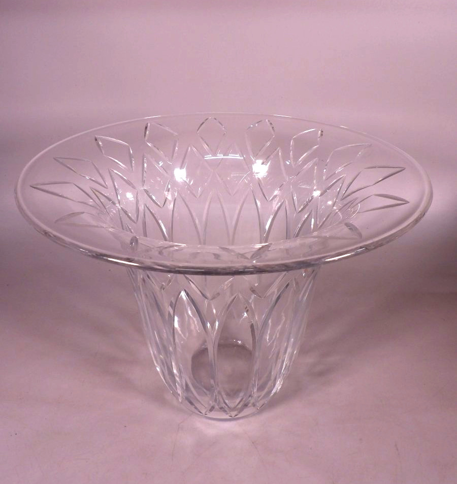 Large Cut Crystal Vase - By Baccarat France-photo-2