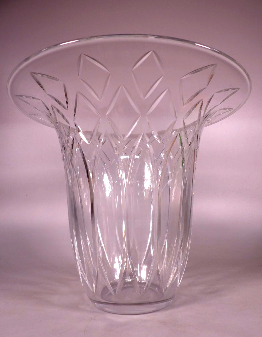 Large Cut Crystal Vase - By Baccarat France-photo-1